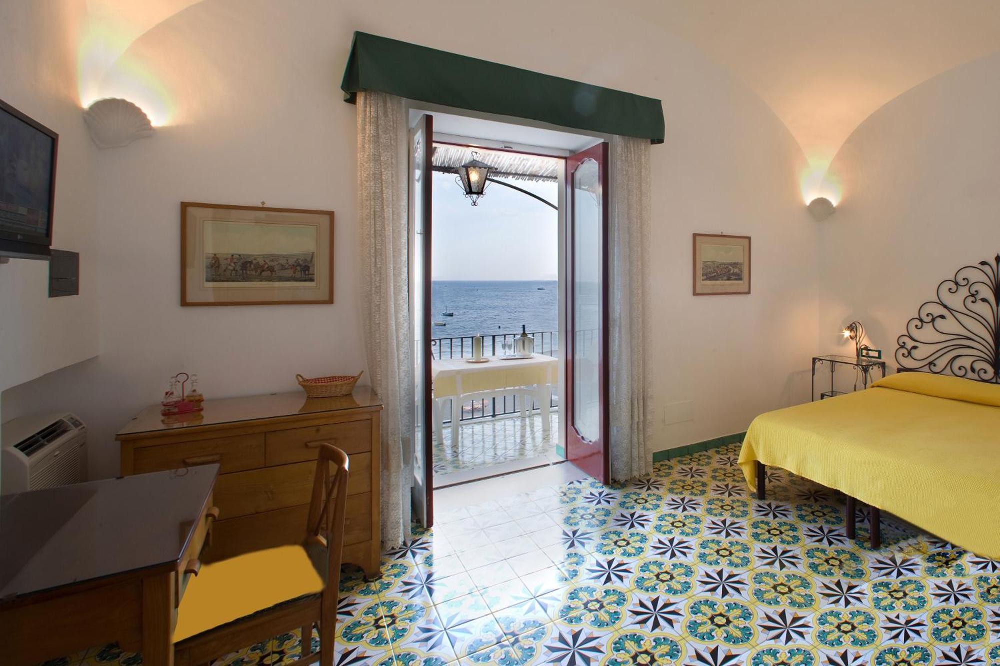 La Caravella Di Positano - Relais, Beach & Residences Екстериор снимка