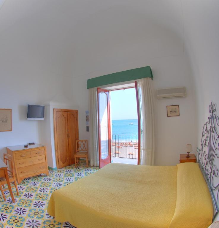 La Caravella Di Positano - Relais, Beach & Residences Стая снимка