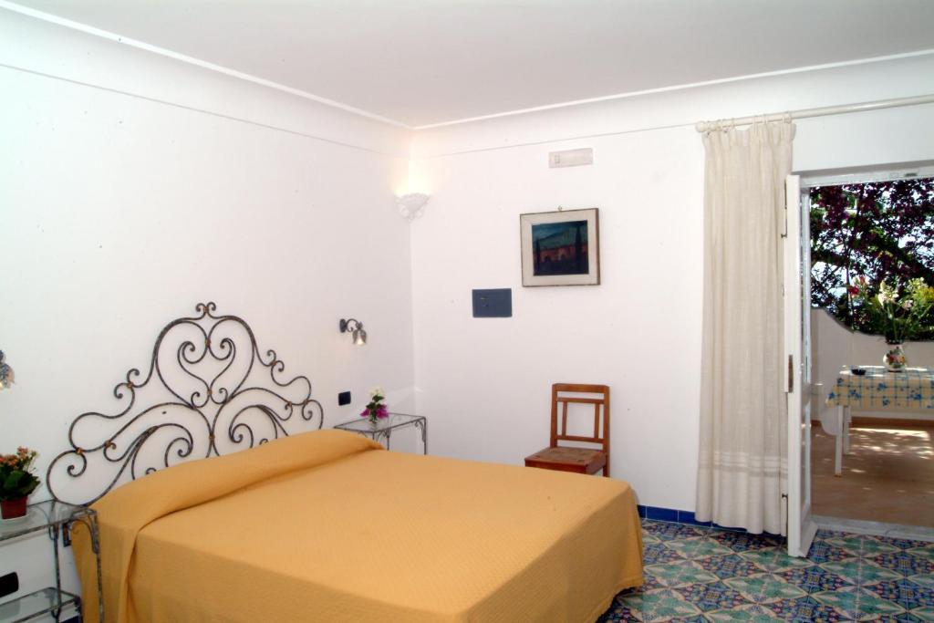 La Caravella Di Positano - Relais, Beach & Residences Стая снимка