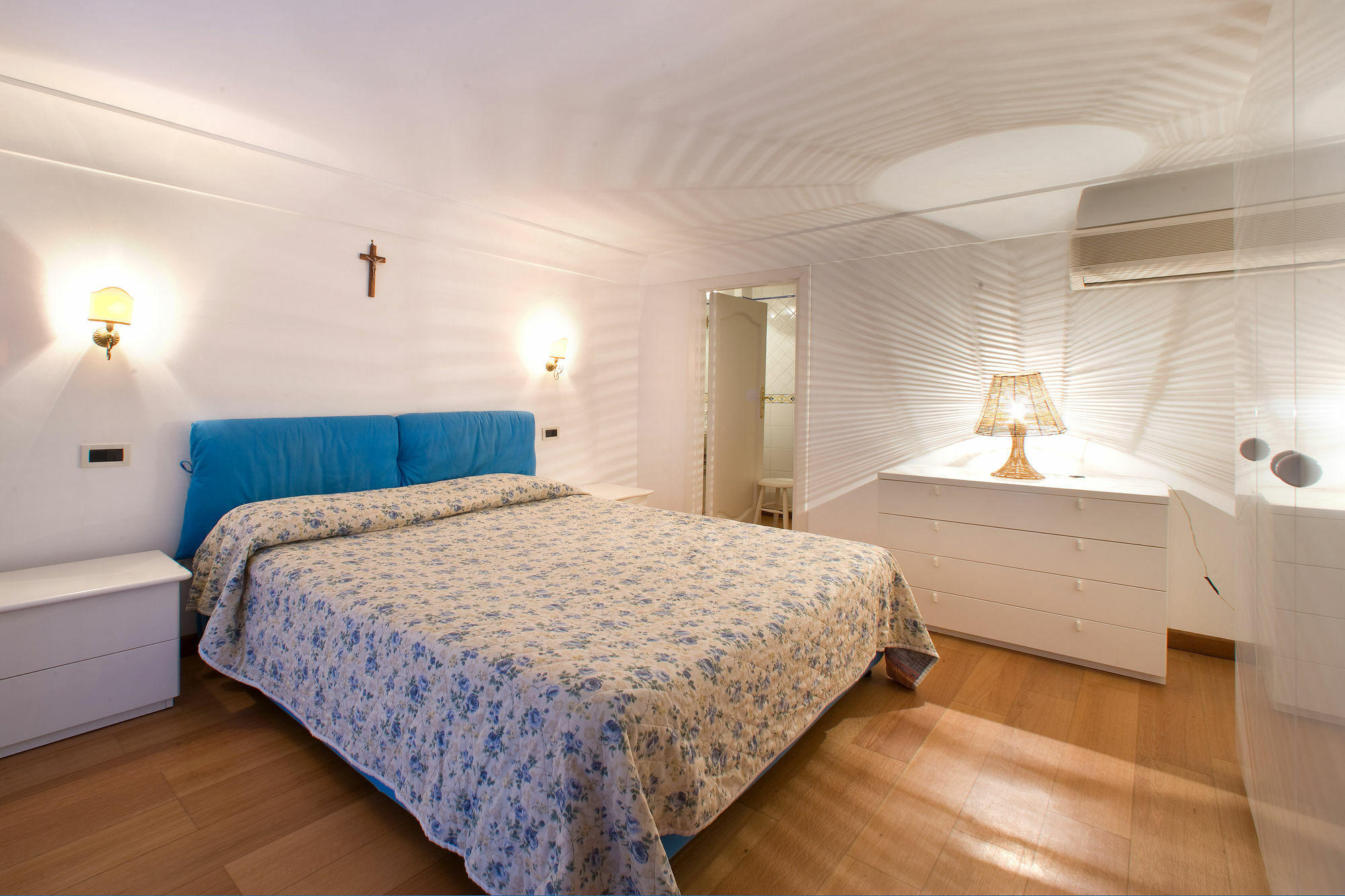 La Caravella Di Positano - Relais, Beach & Residences Екстериор снимка