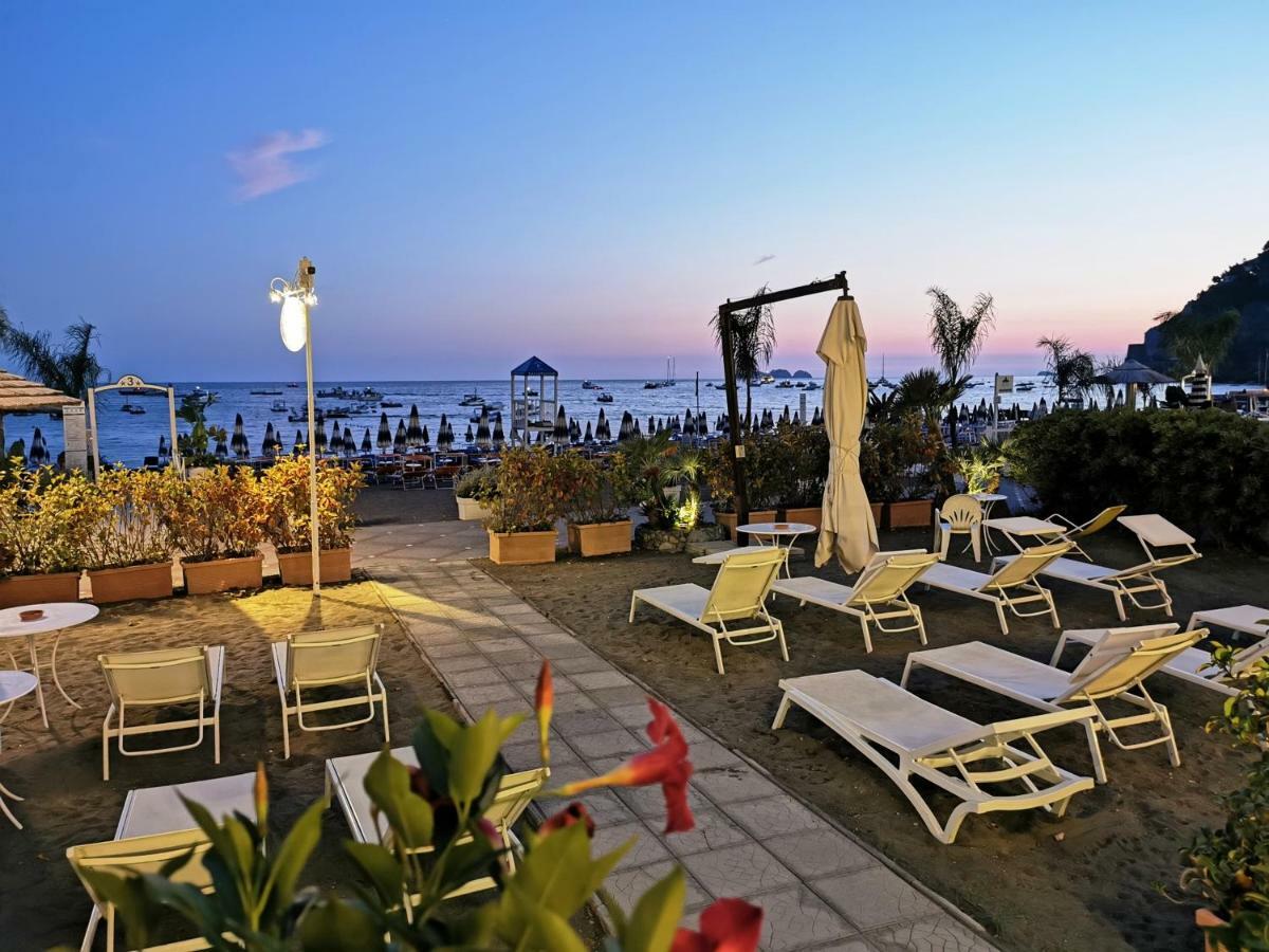 La Caravella Di Positano - Relais, Beach & Residences Екстериор снимка
